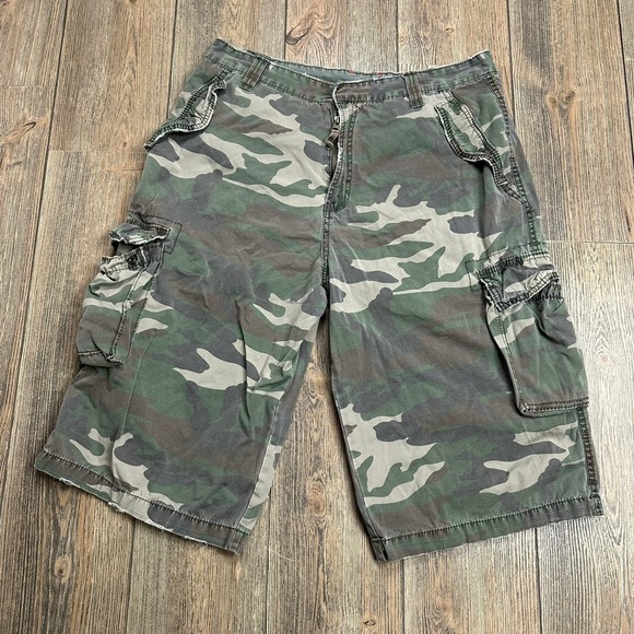 No Boundaries Other - No Boundaries Vintage Y2K Camo Cargo Shorts Men's 36 Relaxed Fit Utility Baggy